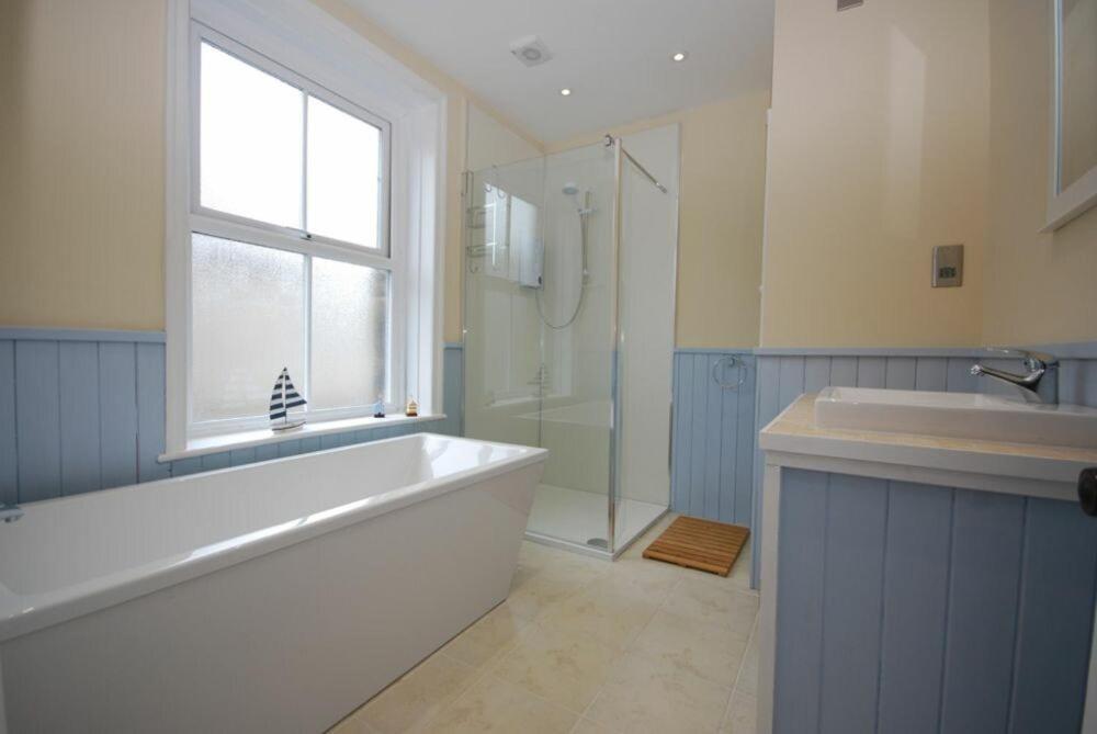 Appartement Coastal Haven à Seahouses Extérieur photo